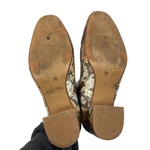 Chinese Laundry Boots Womens Sz 7.5 Brown Snake Print Vegan Block‎ Heel Ankle - Picture 5 of 9